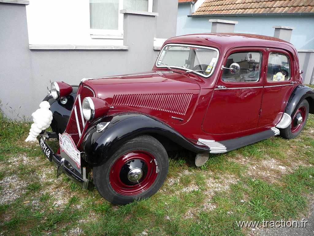 2014_Rustenhart (57).JPG - 34ème Randonnée Internationale des Vendanges organisée par le CVAAM, Citroen Traction 11 BL 1953